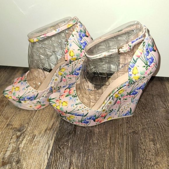 Aldo Spring Floral Fluerinia Wedge Heel Sandals - Picture 8 of 16